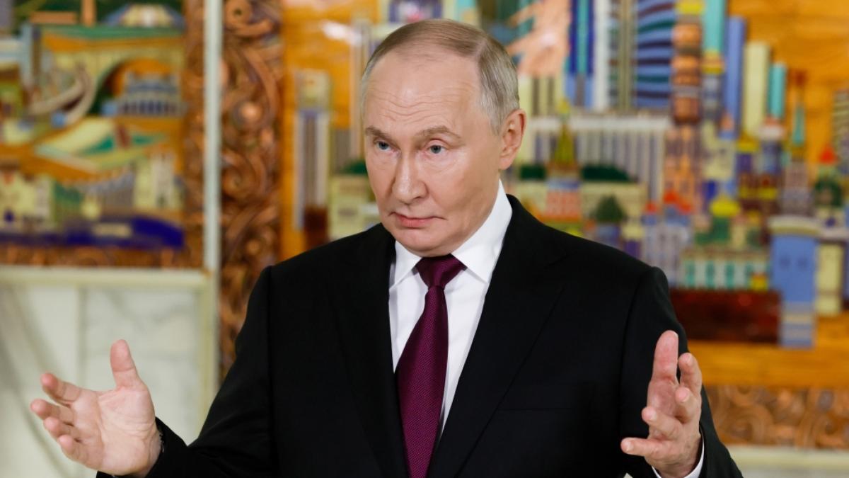 Wladimir Putin fordert von der Ukraine einen Truppenr&uuml;ckzug aus dem Donbass. (Foto)