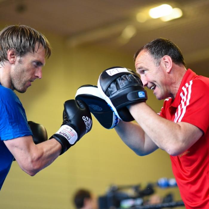 Box-Community nimmt Abschied von Legenden-Trainer (62)