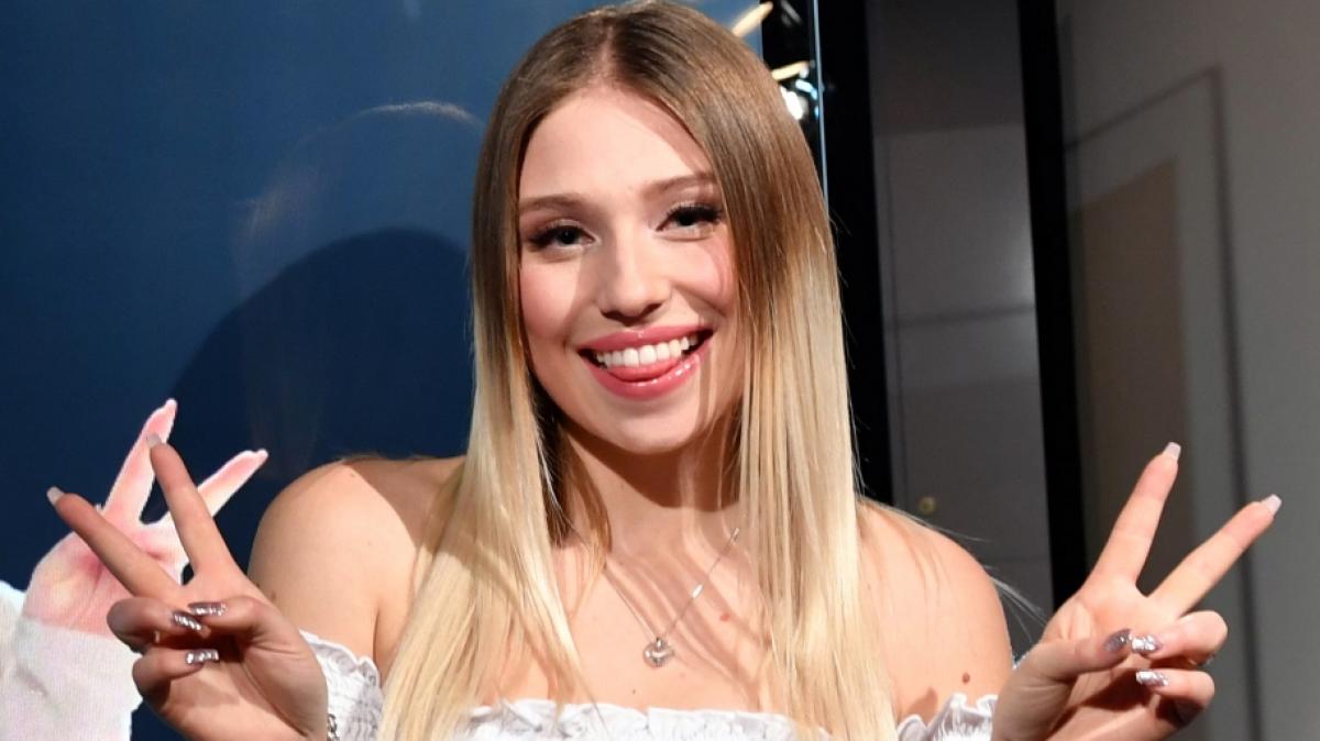 Bianca "Bibi" Cla&szlig;en von "BibisBeautyPalace" schickt ihren Fans ein saftiges Update (Foto)