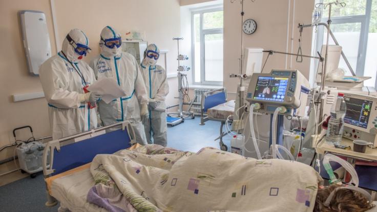 Hartz IV-Empfänger sollen häufiger im Krankenhaus wegen Covid-19 behandelt werden. (Symbolfoto)
