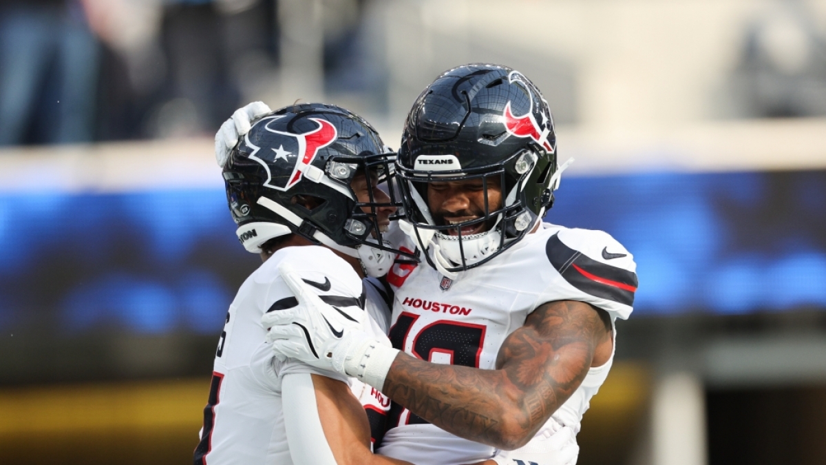 Spieler der Houston Texans feiern miteinander, am 27.12.2025. (Symbolbild) (Foto)