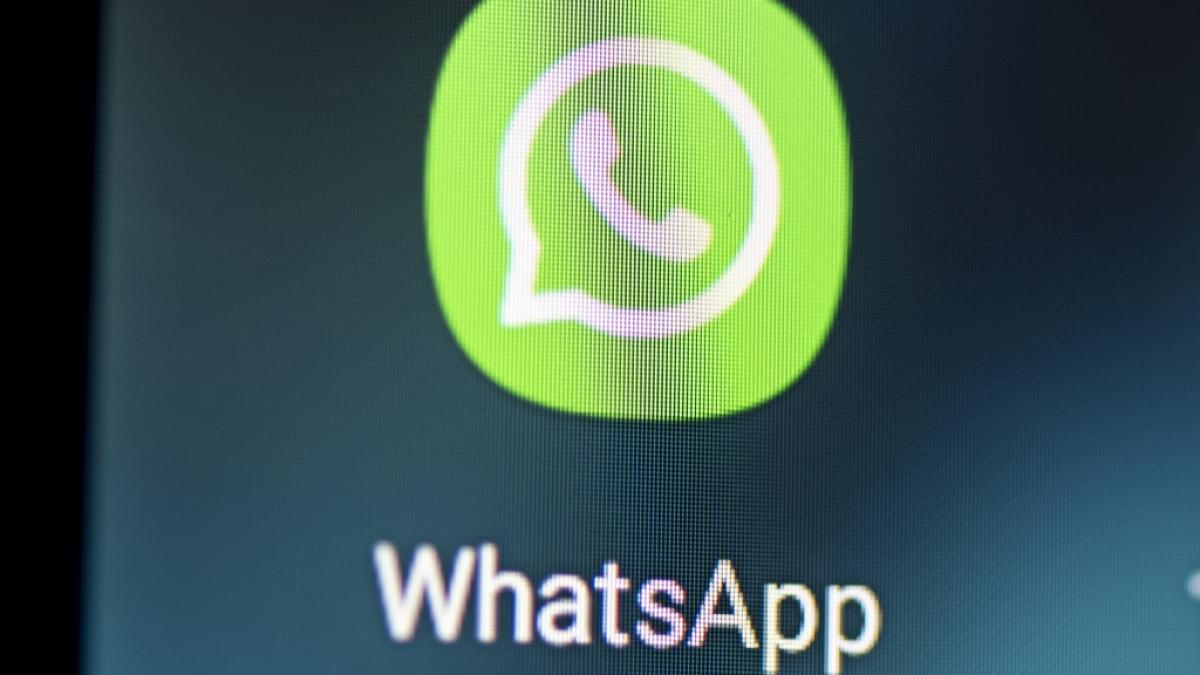 Mit einem Gewinnspiel auf WhatsApp wollen Betr&uuml;ger User in eine Falle locken. (Foto)