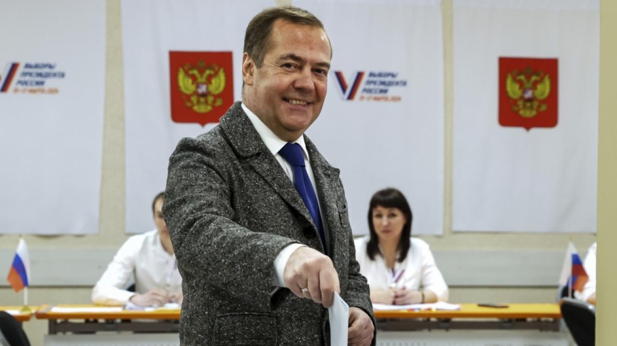 Dmitri Medwedew will f&uuml;r tote Nato-Soldaten eine Belohnung zahlen. (Foto)