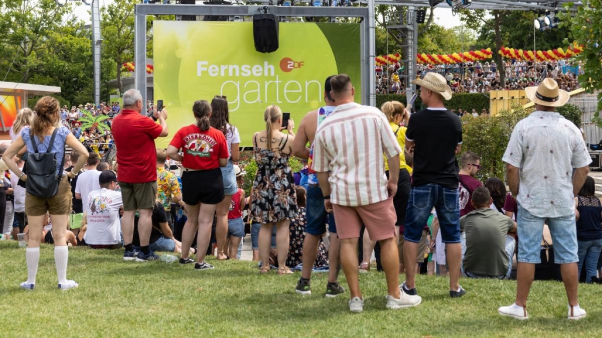 Warum muss das Publikum im "ZDF Fernsehgarten" h&auml;ufig auf gro&szlig;e Namen verzichten? (Foto)