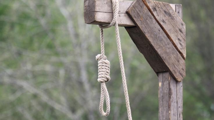 Weil er angeblich homosexuell war, wurde ein Mann im Iran öffentlich gehängt (Symbolbild).