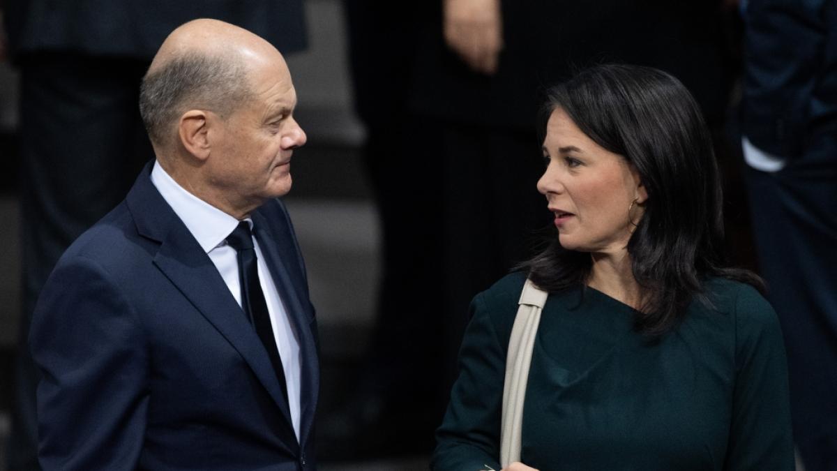 Olaf Scholz sorgte mit Vorw&uuml;rfen an die Gr&uuml;nen bei Au&szlig;enministerin Annalena Baerbock f&uuml;r Emp&ouml;rung. (Foto)