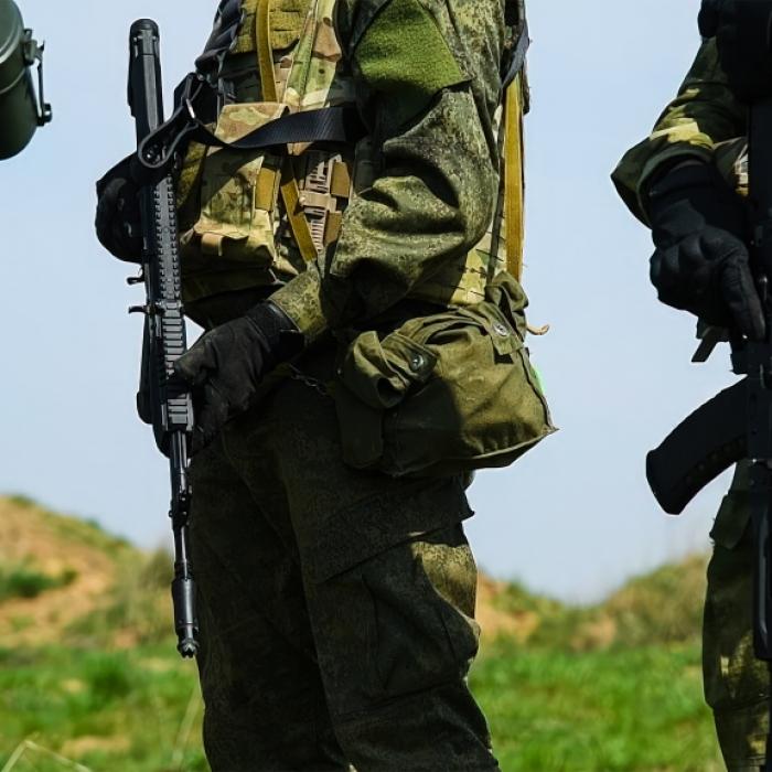Er trat zu - Putin-Soldat soll eigenen Kameraden angeblich attackieren