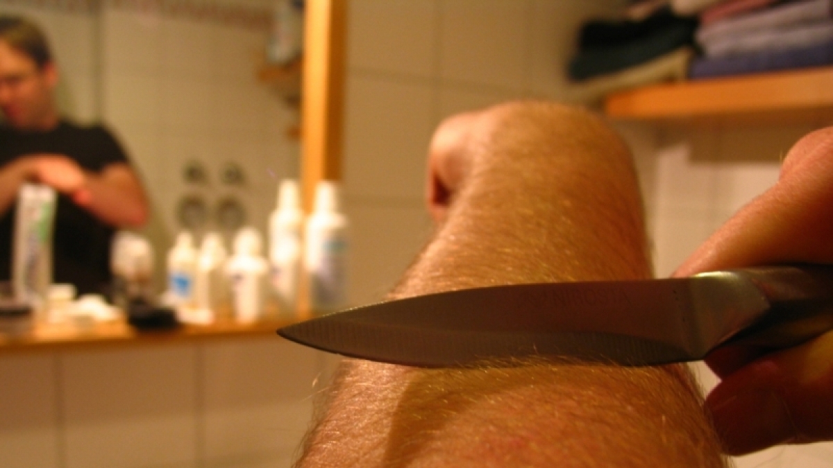 Viele Borderline-Betroffenen verletzen sich selbst, um ihren entfremdeten K&ouml;rper &uuml;ber den Schmerz zu sp&uuml;ren. (Foto)