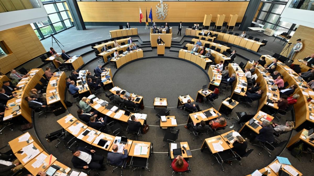 Im Th&uuml;ringer Landtag wurde am 14.09.2023 mit Hilfe von AfD-Stimmen die Senkung der Grunderwerbsteuer beschlossen. (Foto)