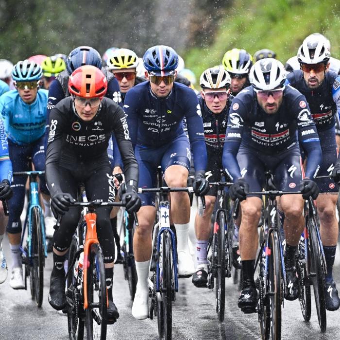Mathieu van der Poel holt den Sieg bei der Ronde van Vlaanderen