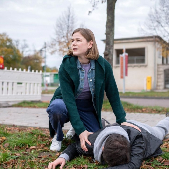 Wiederholung von Folge 16, Staffel 2 online und im TV