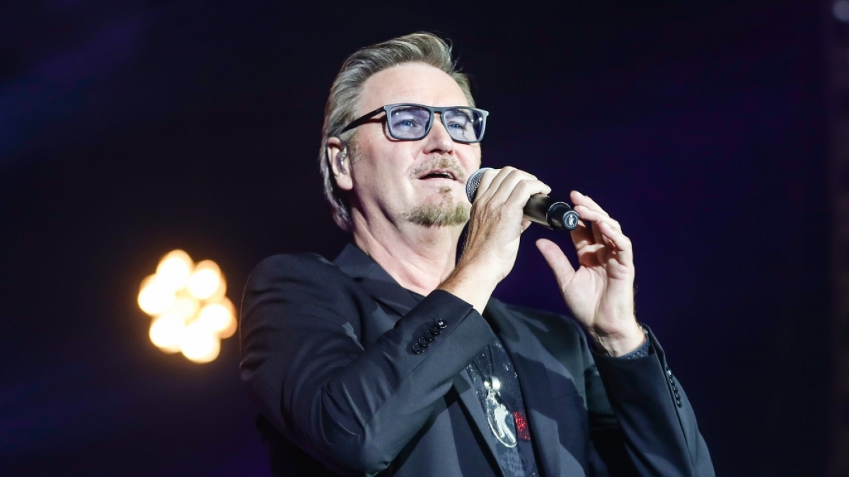 Nik P performt auf der B&uuml;hne. (Foto)