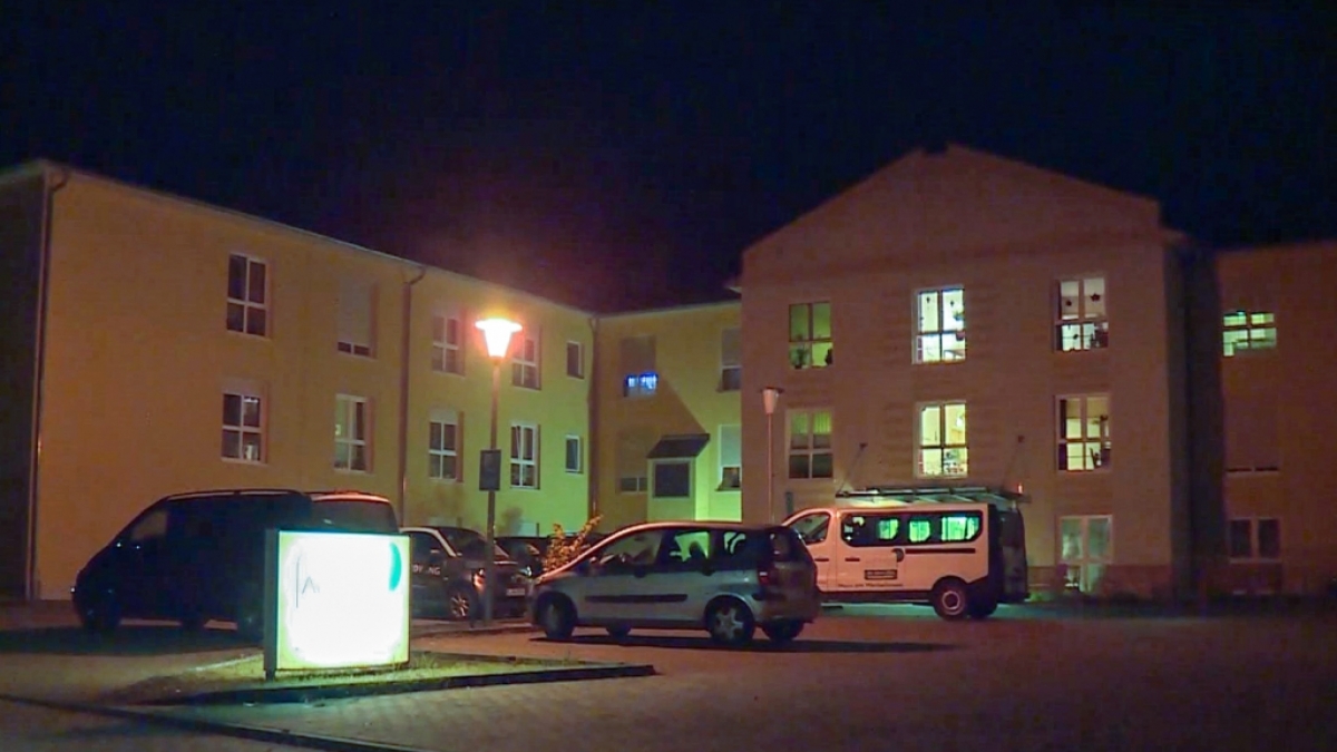 Nach einem Corona-Ausbruch der Senioren-Residenz in Brandenburg sollen einem Medienbericht zufolge bereits acht Bewohner gestorben sein. (Foto)