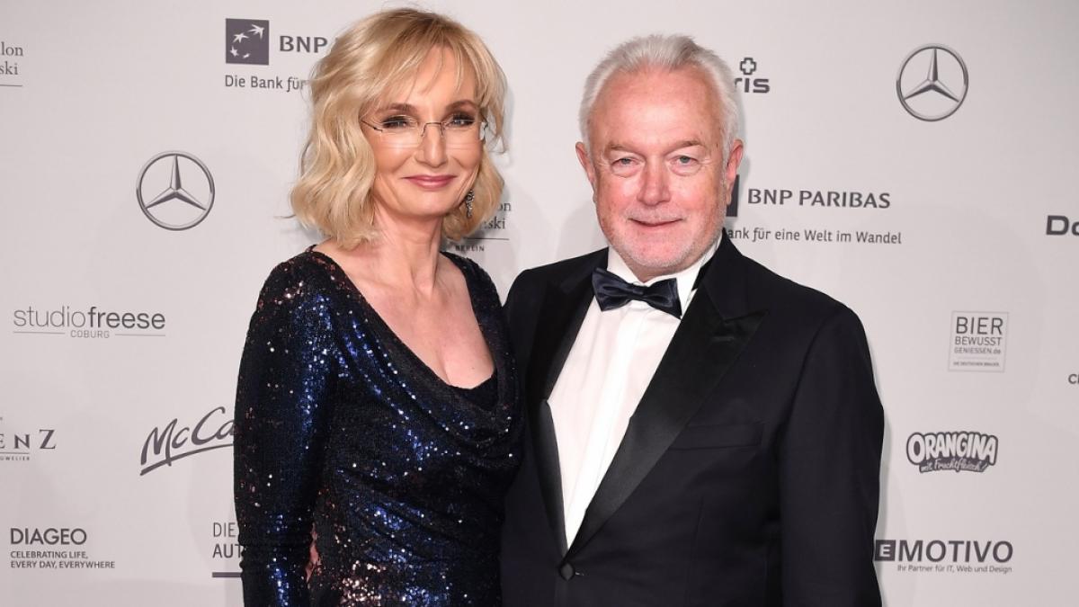 Wolfgang Kubicki (FDP), Bundestagsvizepr&auml;sident, und seine Frau Annette Marberth-Kubicki beim 68. Bundespresseball 2019. (Foto)