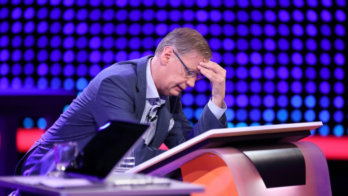 G&uuml;nther Jauch hatte in einer neuen Folge von "5 gegen Jauch" ordentlich zu gr&uuml;beln. (Foto)