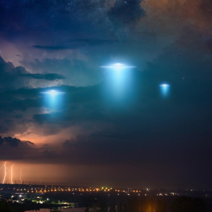 UFO landet auf Farm von Hühner-Bauer - und hinterlässt DIESEN Beweis