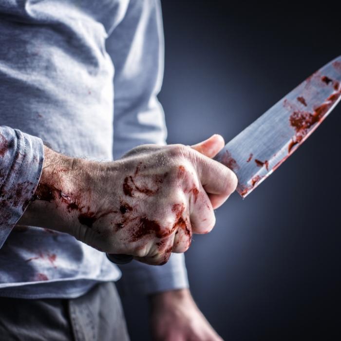Messer-Mann sticht Supermarkt-Kunden nieder - Täter erschossen