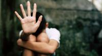 Eine 20-Jährige hat einen 13-Jährigen missbraucht.