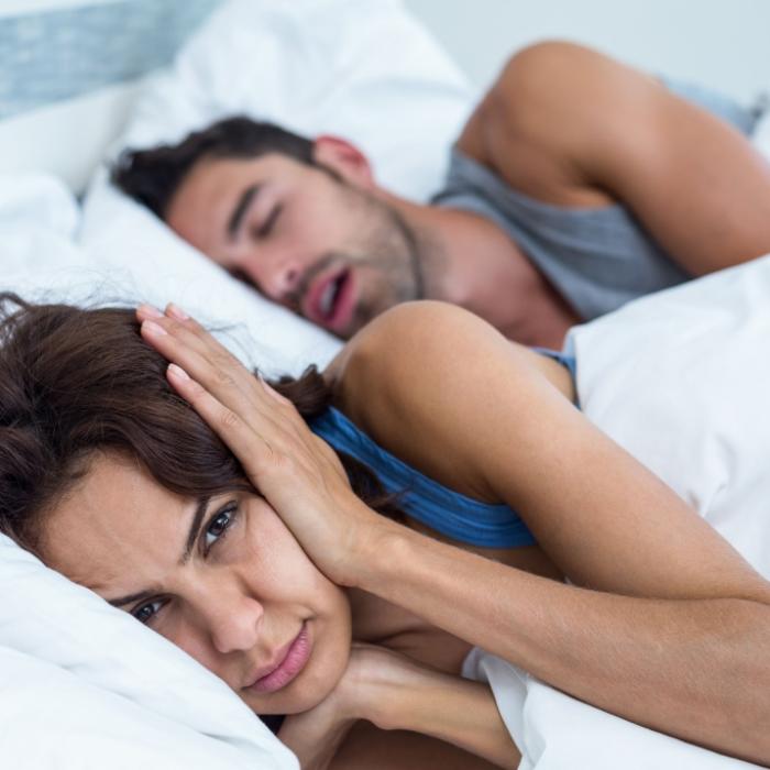 Studien zeigen: Getrennte Betten retten die Beziehung