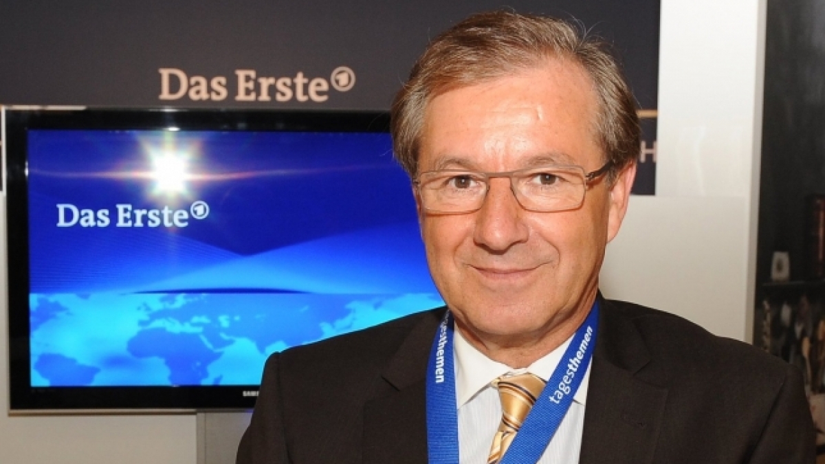 Jan Hofer sorgte bei den Zuschauern f&uuml;r einen Schock-Moment. (Foto)