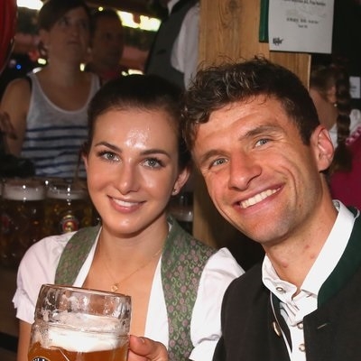 Das sind die sexy Freundinnen von Manuel Neuer, Müller, Lewandowski, Götze und Co.