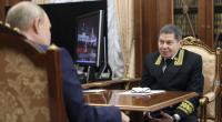 Dieses von der staatlichen russischen Nachrichtenagentur Sputnik via AP veröffentlichte Foto zeigt Wladimir Putin mit Wjatscheslaw Lebedew.