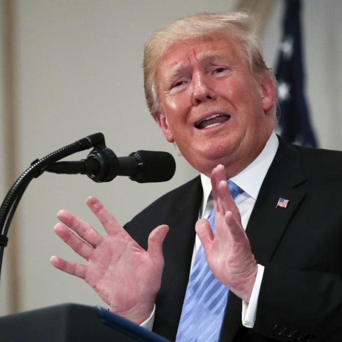 Mit nur vier Worten: Trump-Nichte Mary rechnet mit 