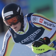 Beim Ski alpin hat Simon Jocher die Piste fest im Griff. Doch wie tickt der Wintersport-Profi privat?     