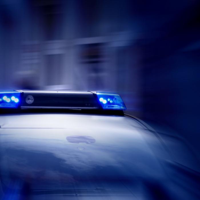 Kleinkind (17 Monate) stürzt aus dem 4. Stock - Polizei ermittelt