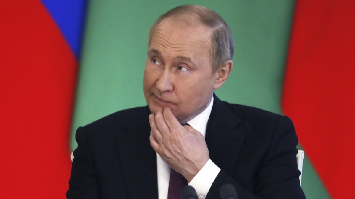 Wladimir Putins Truppen sollen Brandbomben in der Ukraine abwerfen. (Foto)