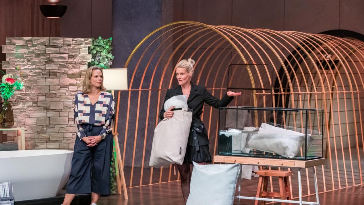 Natalie Steger und Annika G&ouml;tz bei "Die H&ouml;hle der L&ouml;wen". (v.l.) (Foto)