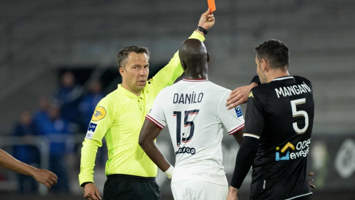 Wurde nur 42 Jahre alt: Der franz&ouml;sische Erstliga-Schiedsrichter Johan Hamel ist pl&ouml;tzlich gestorben. (Foto)