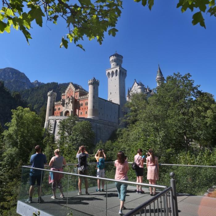 US-Touristin (21) von Brücke gestoßen - Amerikaner (30) in U-Haft