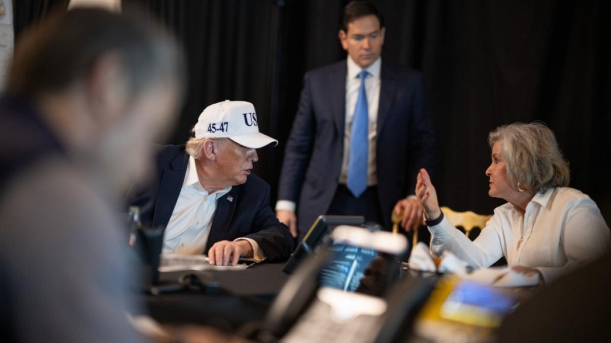 US-Pr&auml;sident Donald Trump &uuml;berwacht die Operation "Epic Fury" in Mar-a-Lago, Palm Beach, Florida. (Foto)