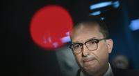 Bundesinnenminister Alexander Dobrindt spricht bei einer Pressekonferenz in einem Terminal des Flughafens Leipzig/Halle.