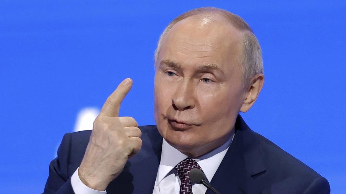 Wladimir Putin verzichtet bei seiner Milit&auml;rparade in diesem Jahr offenbar auf protzige Propaganda. (Foto)