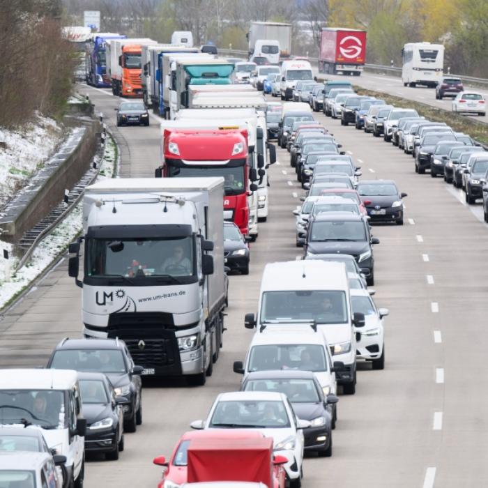 Verstopfte Autobahnen zum Osterferien-Beginn - HIER geht nichts mehr