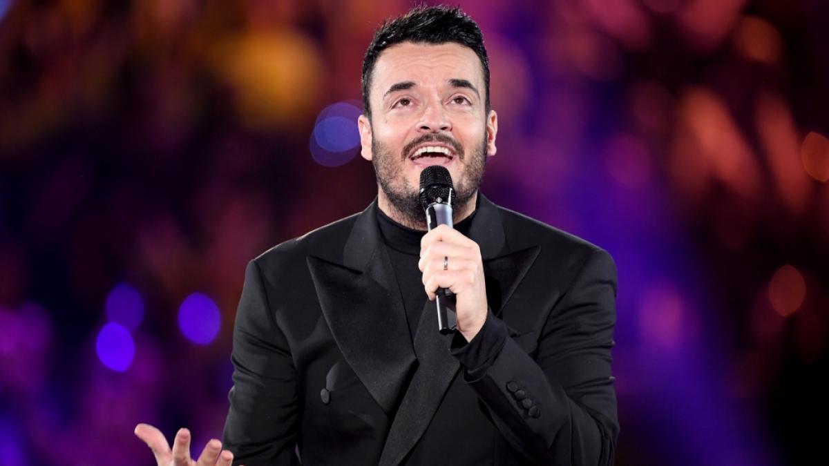 Giovanni Zarrella singt auf der B&uuml;hne. (Foto)