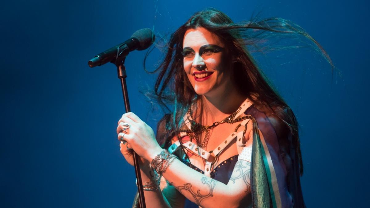 Nighwish-S&auml;ngerin Floor Jansen hat den Krebs besiegt. (Foto)