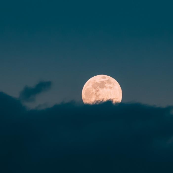 Seltener roter Mond erhellt unsere August-Nächte