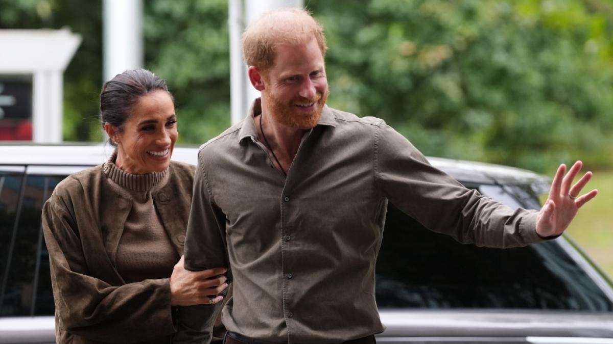 Meghan und Harry feiern Hochzeitstag &ndash; altes Geschenk von Charles r&uuml;ckt wieder in den Fokus (Foto)