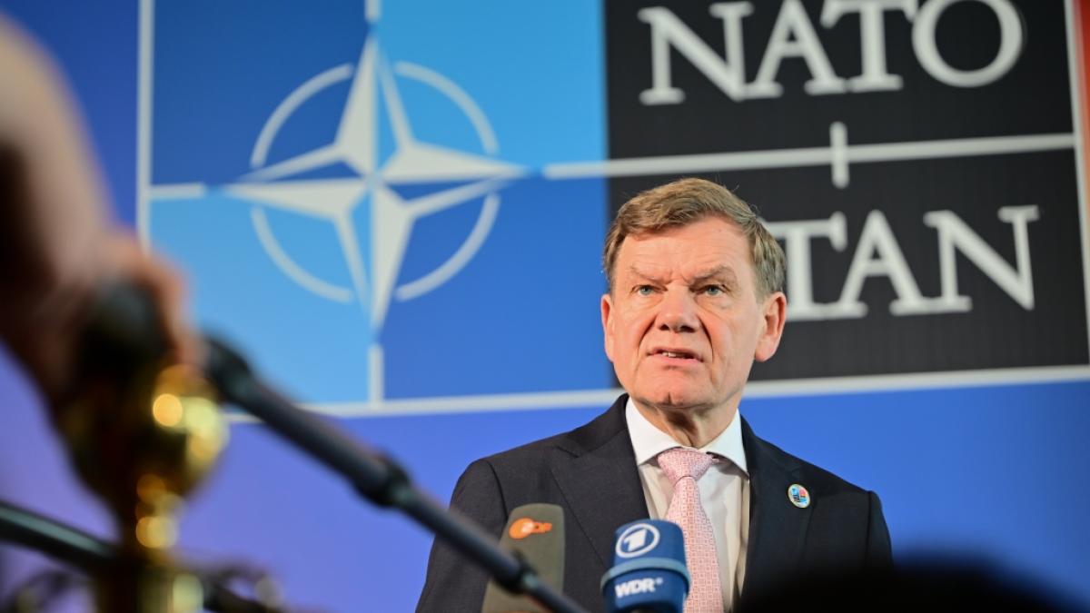 Der neue CDU-Au&szlig;enminister Johann Wadephul sorgt mit &Auml;u&szlig;erungen zur Erh&ouml;hung der Verteidigungsausgaben f&uuml;r Zoff in der neuen Bundesregierung. (Foto)