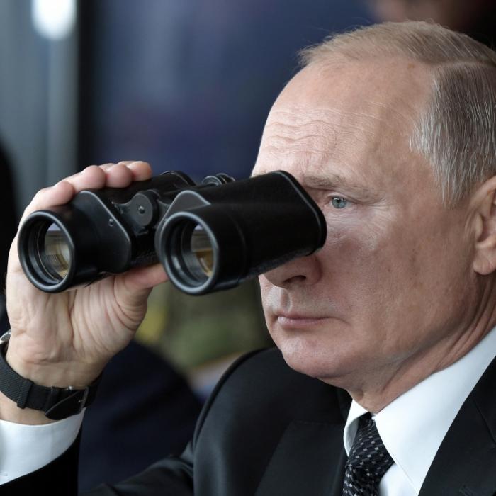 Putins Luftabwehr versagt: Drohnen-Fabrik geht in die Luft