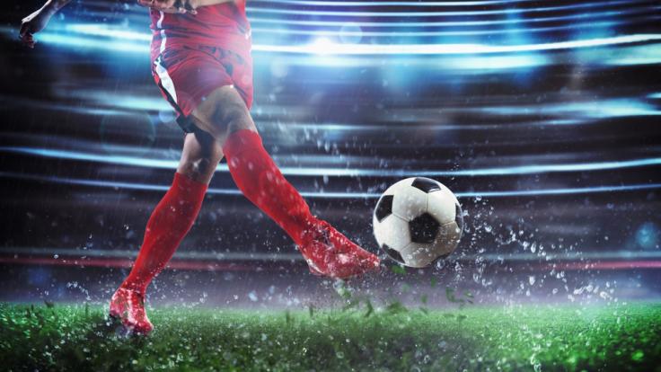 Die Fußballwelt trauert um Ian St John.