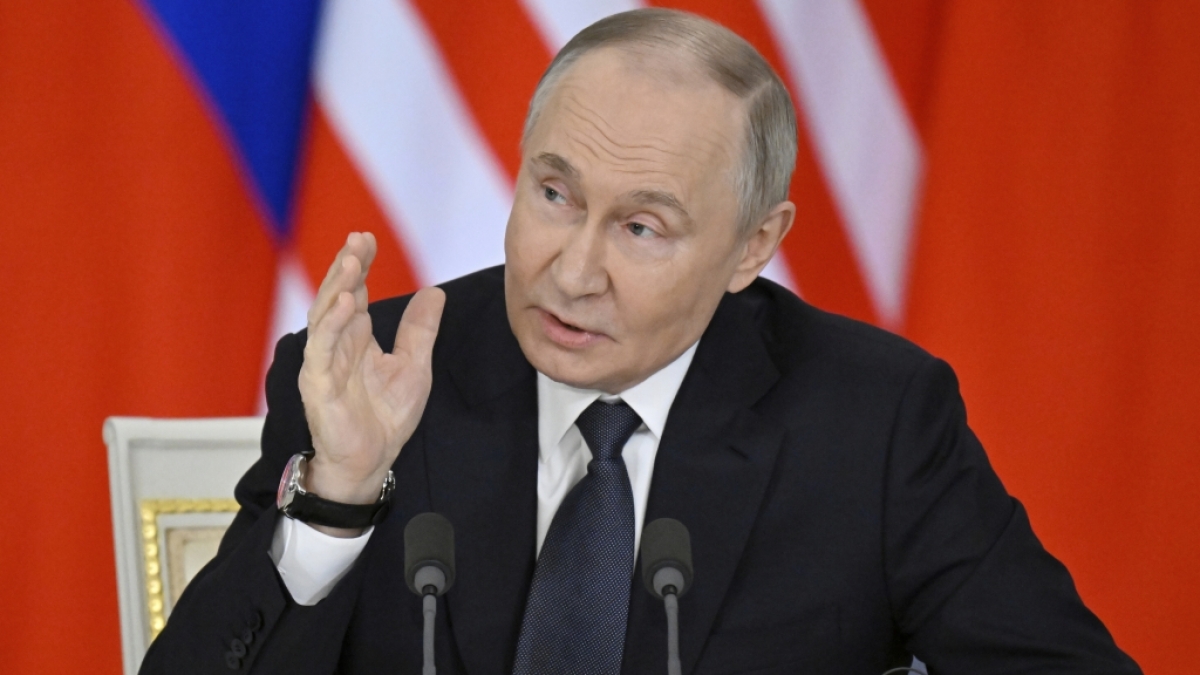 Um Wladimir Putins funkelndes Uhren-Schmuckst&uuml;ck gibt es jetzt Wirbel. (Foto)
