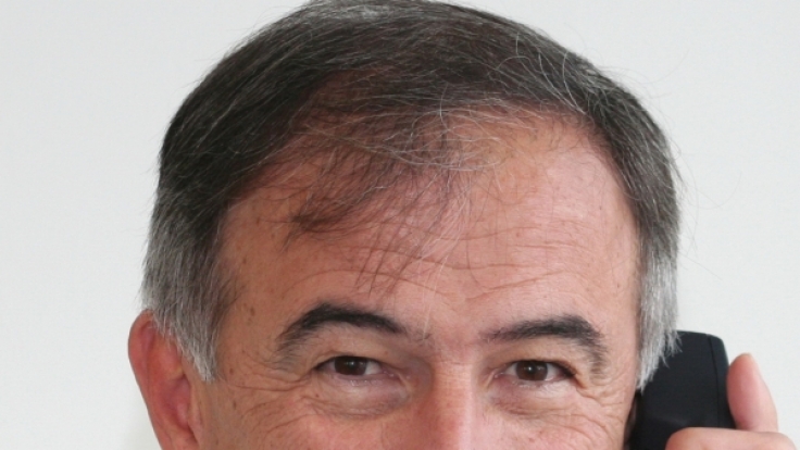 Dr. Thomas Schneider