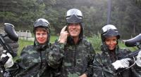 Walther mit Lena und Elena.