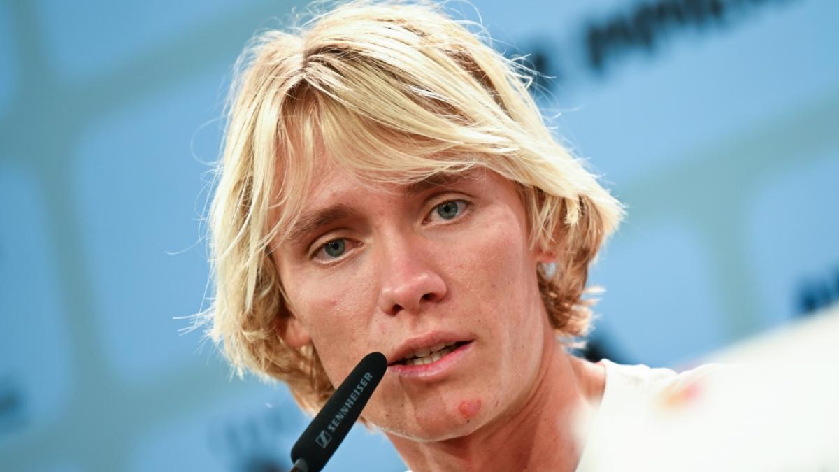 Der deutsche Olympia-Star Tim Elter teilte schockierende Bilder nach einem Unfall beim Surfen. (Foto)
