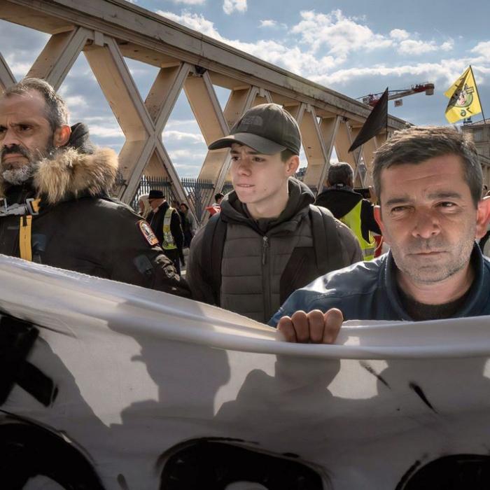 Wiederholung von Folge 2, Staffel 1 online und im TV