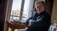 Steve Bannon hat dem neuen Papst alarmierend gedroht.